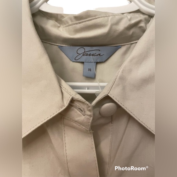 Beige Jessica Collared Button Down Blouse Size 14 - Picture 6 of 6